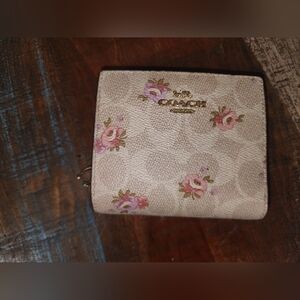 Coach Floral Print Small Zip Wallet Signature C Cream Tan Leather